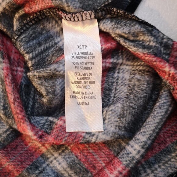 Denver Hayes Ladies Size XS Blue Red White 2 Piece Plaid Long Sleeve Pajamas - Picture 6 of 11